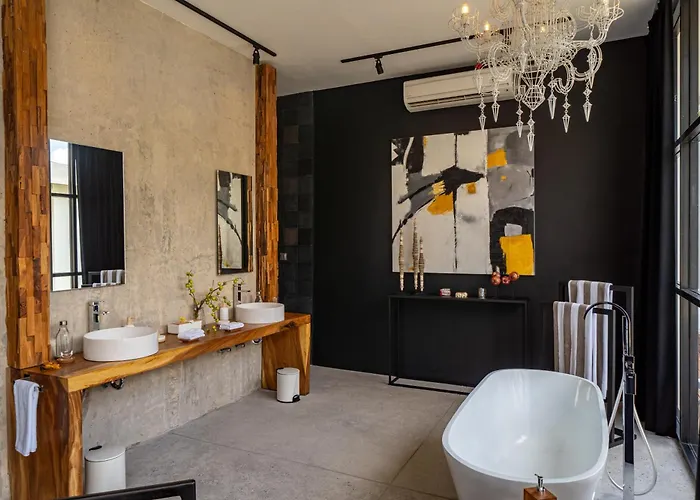 Rouge - Loft Edry Villa *