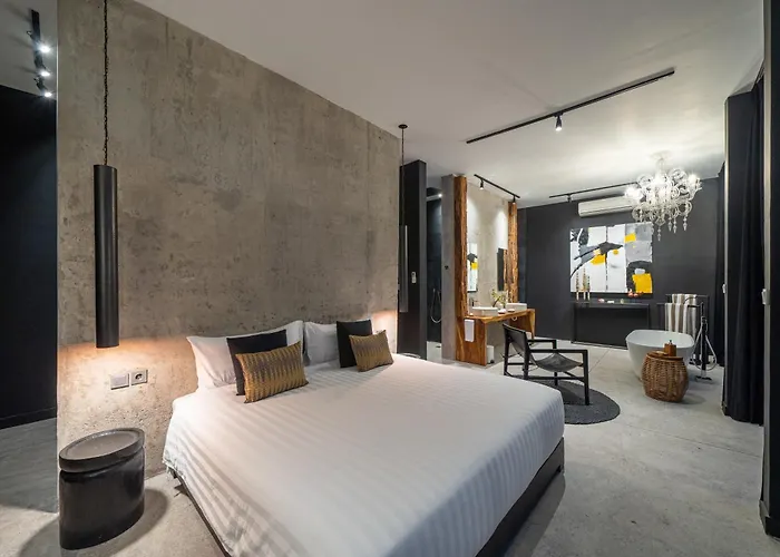 Rouge - Loft Edry